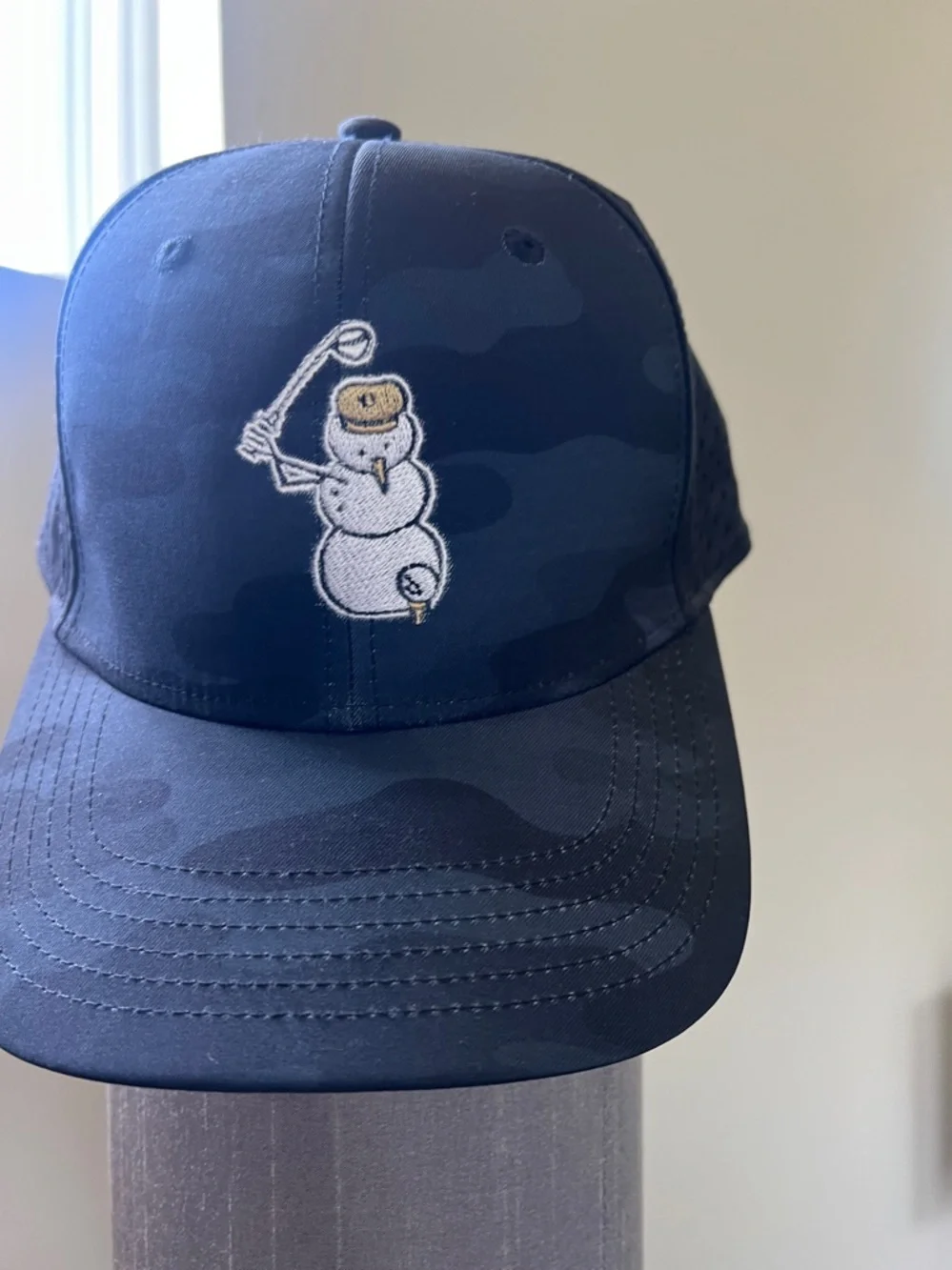 SNOWMAN GOLF camo HAT